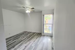 841 NW 81st Ave, Plantation, FL 33324 - Photo 18