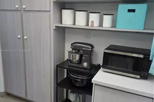 2861 Leonard Dr, Aventura, FL 33160 - Photo 6