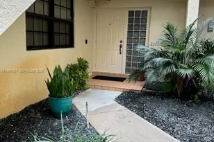 3309 Water Oak Dr, Hollywood, FL 33021 - Photo 1