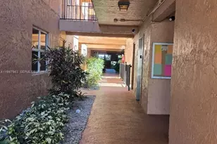 3050 E Sunrise Lakes Dr, Sunrise, FL 33322 - Photo 38