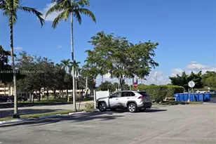 3050 E Sunrise Lakes Dr, Sunrise, FL 33322 - Photo 48