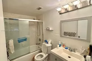 3660 NE 166th St, North Miami Beach, FL 33160 - Photo 18