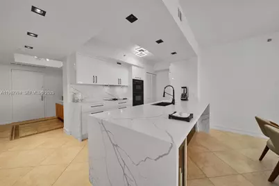 1830 S Ocean Dr #4704, Hallandale Beach, FL 33009 - Photo 2