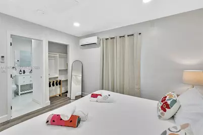 703 NE 7th St #5, Hallandale Beach, FL 33009 - Photo 32