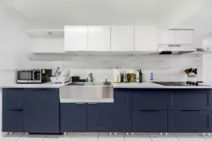 18001 N Bay Rd, Sunny Isles Beach, FL 33160 - Photo 4