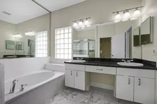1282 NW 171st Terrace, Pembroke Pines, FL 33028 - Photo 16