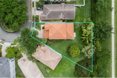 1282 NW 171st Ter, Pembroke Pines, FL 33028 - Photo 2
