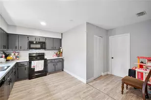 6320 Sherman St, Hollywood, FL 33024 - Photo 6