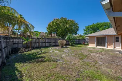 7328 NW 21st St, Margate, FL 33063 - Photo 46