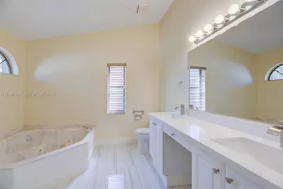 7328 NW 21st St, Margate, FL 33063 - Photo 26