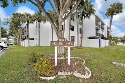 10825 SW 112 Av #6-215, Miami, FL 33176 - Photo 2