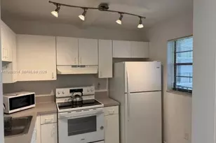 10825 SW 112th Ave, Miami, FL 33176 - Photo 8