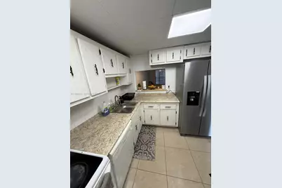 220 SW 9th Ave #516, Hallandale Beach, FL 33009 - Photo 12