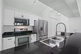 10610 SW 158th Ct, Miami, FL 33196 - Photo 2