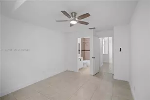 10610 SW 158th Ct, Miami, FL 33196 - Photo 4