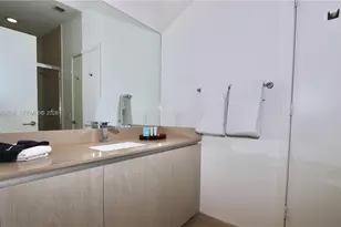 4111 S Ocean Dr, Hollywood, FL 33019 - Photo 24