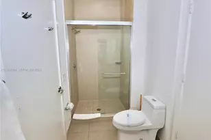 4111 S Ocean Dr, Hollywood, FL 33019 - Photo 32