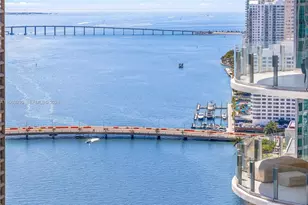 300 S Biscayne Blvd, Miami, FL 33131 - Photo 24