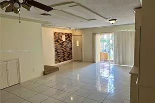 13705 SW 84th St, Miami, FL 33183 - Photo 8