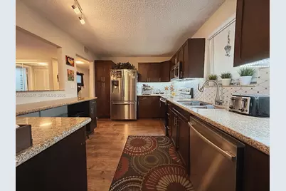 605 Ives Dairy Rd #205-7, Miami, FL 33179 - Photo 16
