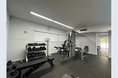 605 Ives Dairy Rd #205-7, Miami, FL 33179 - Photo 44