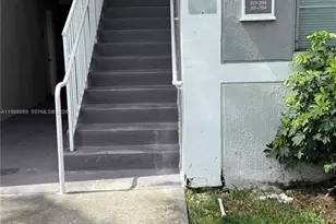 11133 SW 8th St, Pembroke Pines, FL 33025 - Photo 12