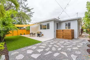 44 NW 40th St, Miami, FL 33127 - Photo 18