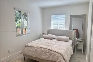 44 NW 40th St, Miami, FL 33127 - Photo 16