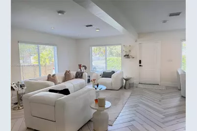 44 NW 40th St, Miami, FL 33127 - Photo 6