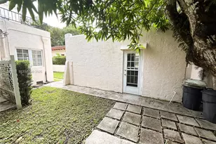 2504 Alhambra Cir, Coral Gables, FL 33134 - Photo 4