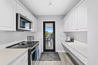 1401 S Ocean Blvd #407, Pompano Beach, FL 33062 - Photo 6