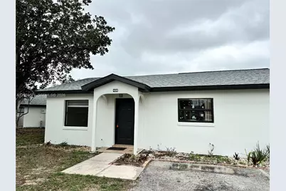 426 Las Palmas, Avon Park, FL 33825 - Photo 1