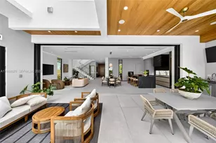 609 SW 24th Rd, Miami, FL 33129 - Photo 14