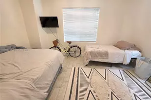 1008 Jefferson Ave, Miami Beach, FL 33139 - Photo 10