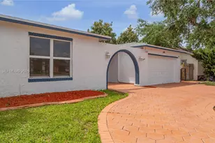 8970 Johnson St, Pembroke Pines, FL 33024 - Photo 54