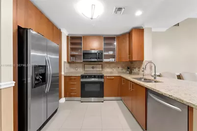 1945 S Ocean Dr #604, Hallandale Beach, FL 33009 - Photo 2