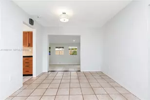 1511 NW 85th Way, Pembroke Pines, FL 33024 - Photo 16