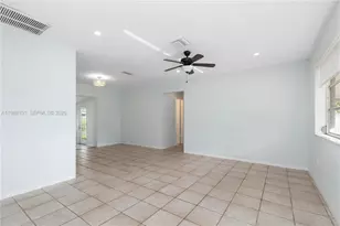 1511 NW 85th Way, Pembroke Pines, FL 33024 - Photo 6