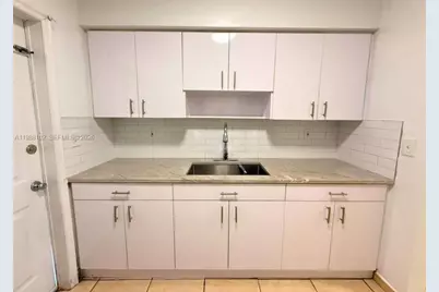 1176 Marseille Dr #2, Miami Beach, FL 33141 - Photo 6