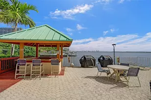 2201 Brickell Ave, Miami, FL 33129 - Photo 26