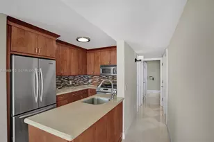 2201 Brickell Ave, Miami, FL 33129 - Photo 56