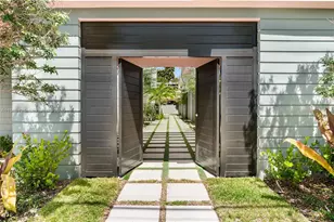 721 SW 11th St, Miami, FL 33129 - Photo 2