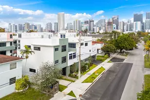 721 SW 11th St, Miami, FL 33129 - Photo 26