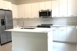 4227 NW 83rd Ave, Doral, FL 33166 - Photo 12