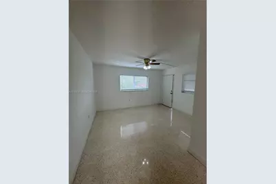2429 SW 9th St #7, Miami, FL 33135 - Photo 6