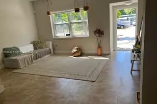 175 NW 121st St, North Miami, FL 33168 - Photo 10