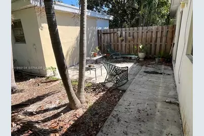 175 NW 121st St, North Miami, FL 33168 - Photo 24