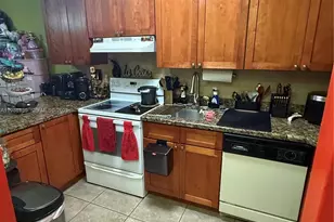 550 SW 115th Ave, Sweetwater, FL 33174 - Photo 6