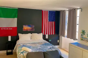 710 Washington Ave, Miami Beach, FL 33139 - Photo 2