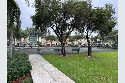 14956 SW 8th Ln, Miami, FL 33194 - Photo 34